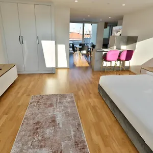 Lotus Apartmán